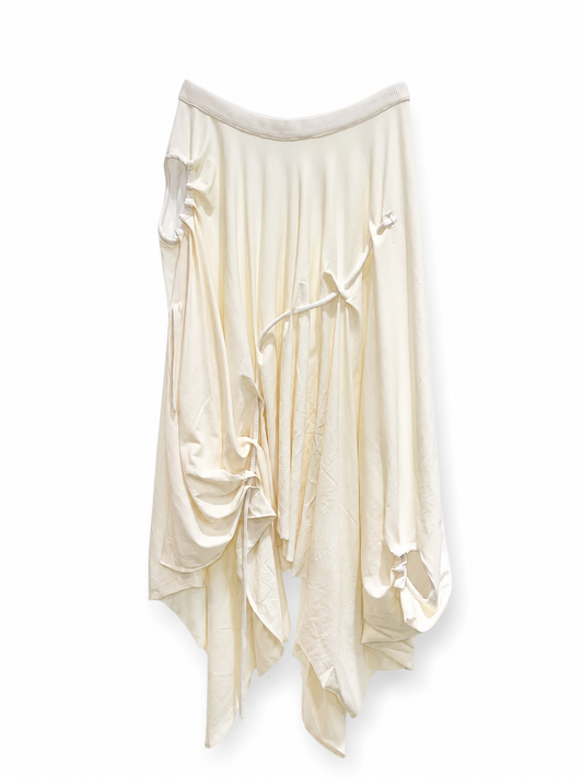 THE DRAPED VEIL