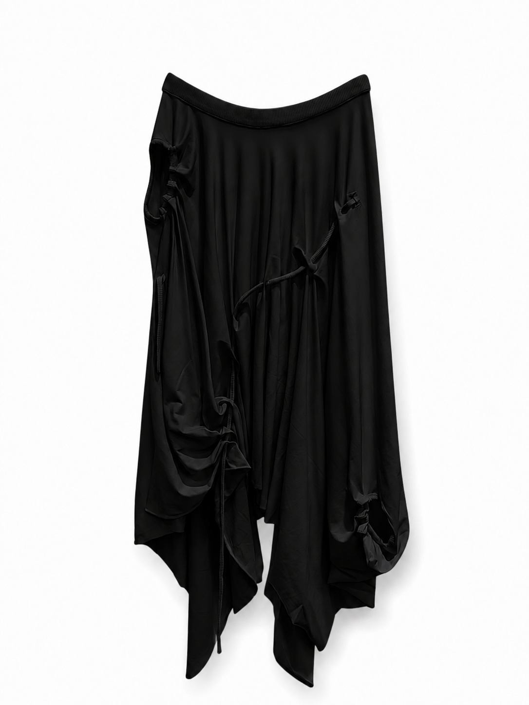 THE DRAPED VEIL